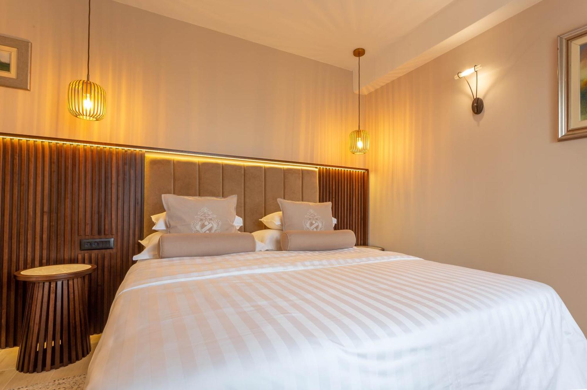 Heritage Hotel Park Hvar Хвар Екстериор снимка